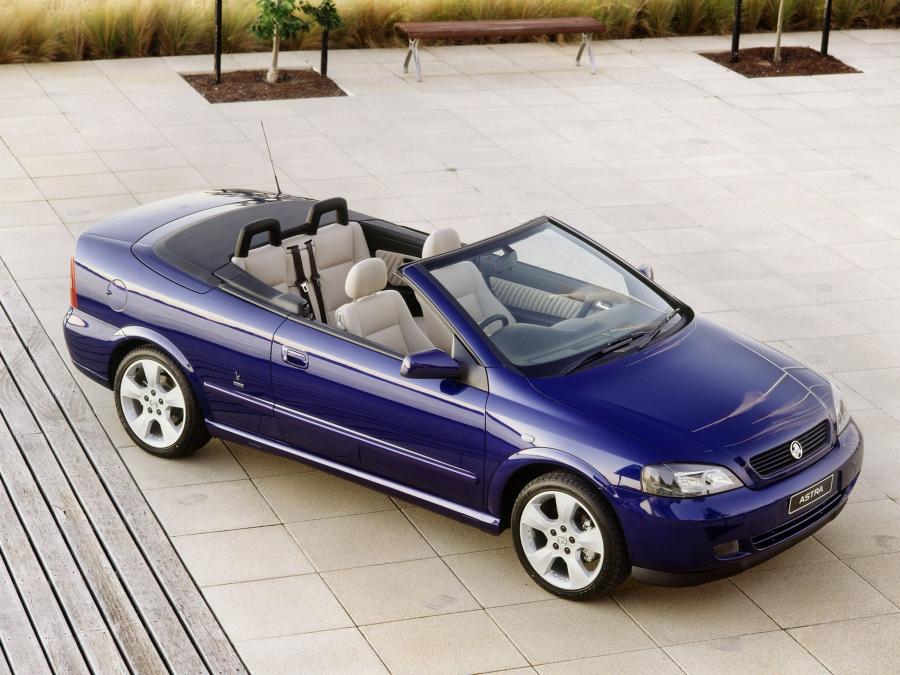  Holden Astra Convertible 2001 года  (фото 7 из 16)